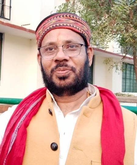 रायबरेली-राहुल गाँधी के दो दिवसीय दौरे के दूसरे दिन भी विरोध: ऊंचाहार विधायक नें बैठक का किया बहिष्कार,,, 