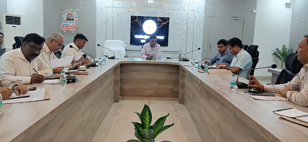 रायबरेली-विधान परिषद निर्वाचन की तैयारी को लेकर कलेक्ट्रेट सभागार में बैठक सम्पन्न