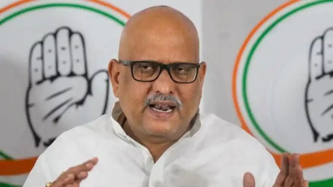 समाजवादी पार्टी के बाद कांग्रेस ने जारी की शिक्षक-स्नातक एमएलसी प्रत्याशियाें की सूची,भाजपा का इंतजार