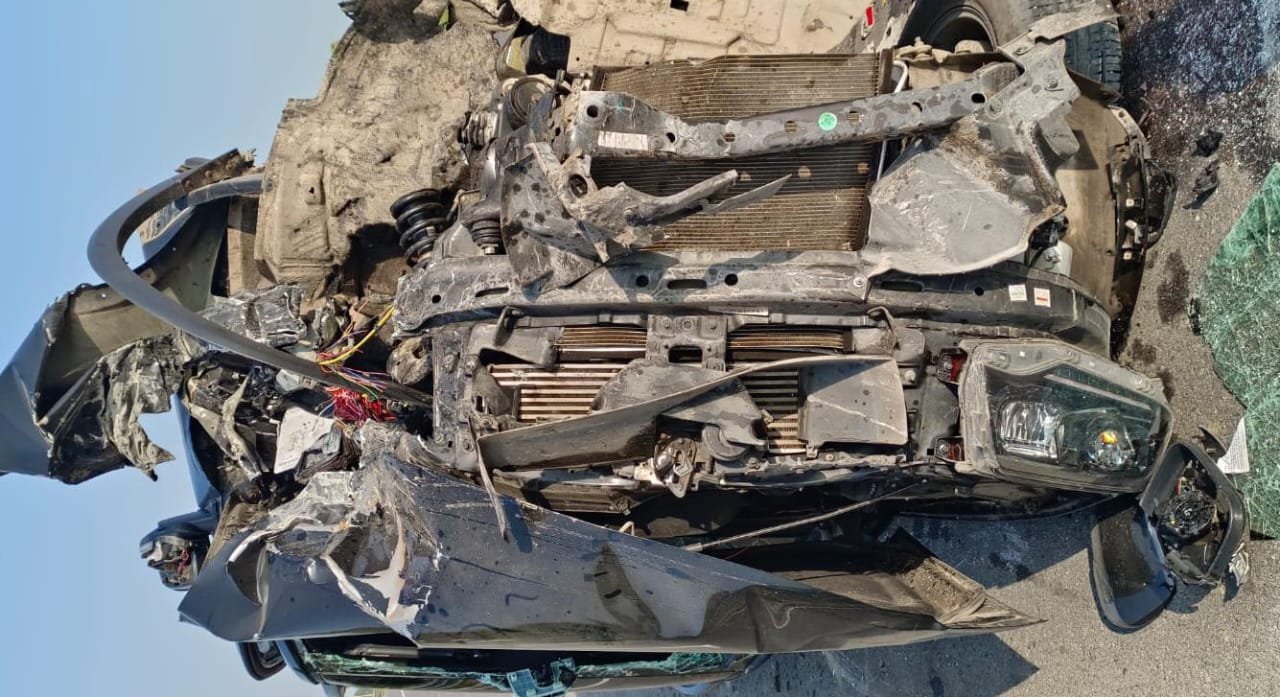 रायबरेली-स्कॉर्पियो अनियंत्रित होकर डिवाइडर से टकराई, नायब तहसीलदार घायल,, 