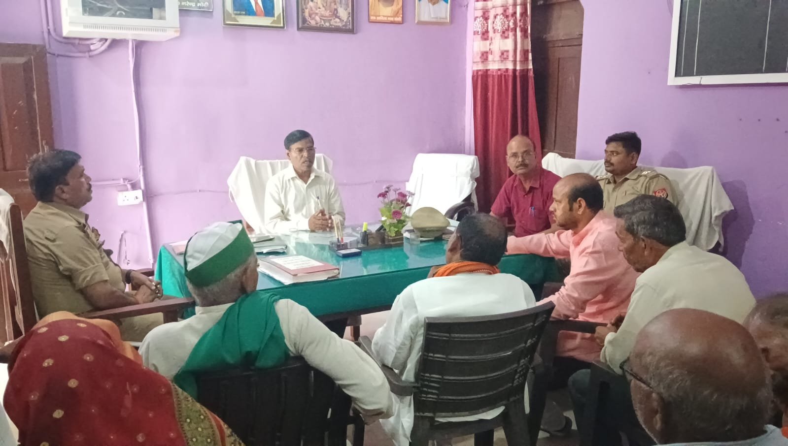 Raibareli-तहसीलदा की अध्यक्षता में समाधान दिवस का हुआ आयोजन