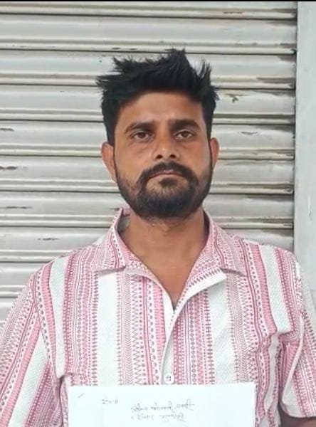 रायबरेली-एक व्यक्ति की कार को किया रोककर तोड़फोड़, दी जान से मारने की धमकी,,, 