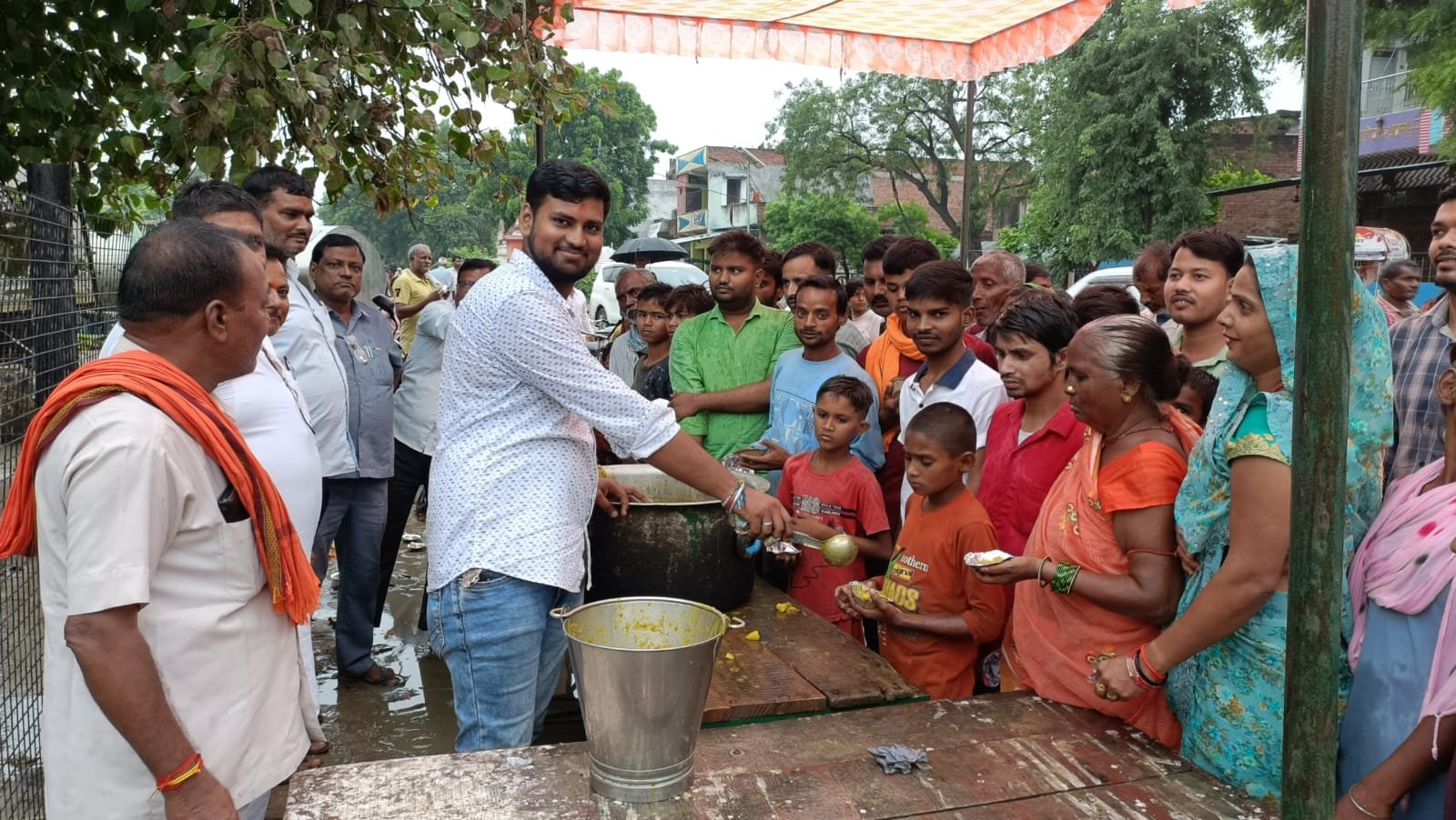 Raibareli-धूमधाम से मनाई गई भगवान विश्वकर्मा जयंती 