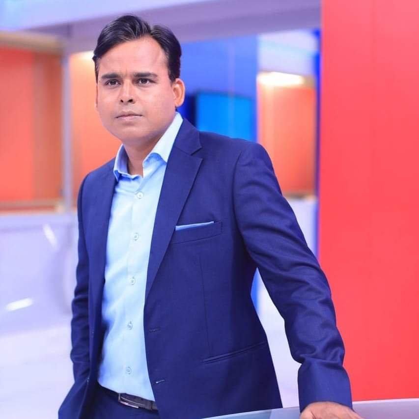 वरिष्ठ पत्रकार ने खटखटाया सुप्रीम कोर्ट का दरवाजा, CM योगी पर जातिवादी होने का आरोप लगाने पर हुई थी FIR