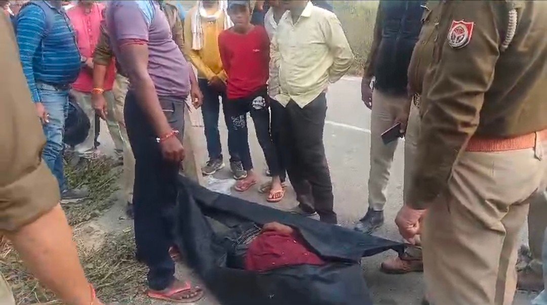 रायबरेली में हादसे में बाइक सवार युवक की हुई मौत