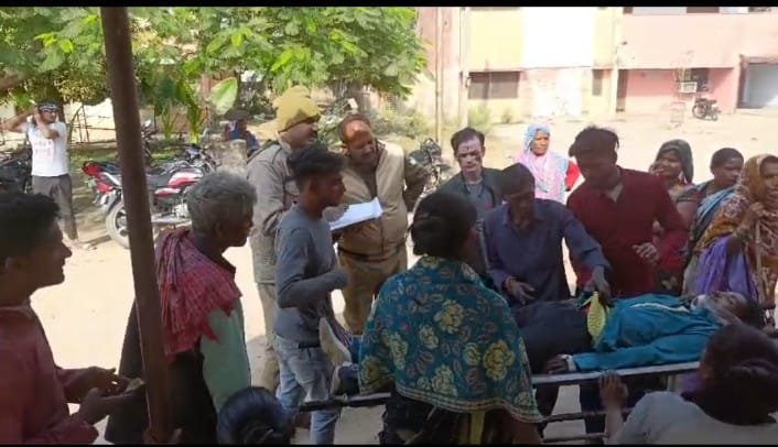 रायबरेली-थ्री व्हीलर और बाइक में हुई जोरदार टक्टर,बाइक सवार युवक की हुई मौत 