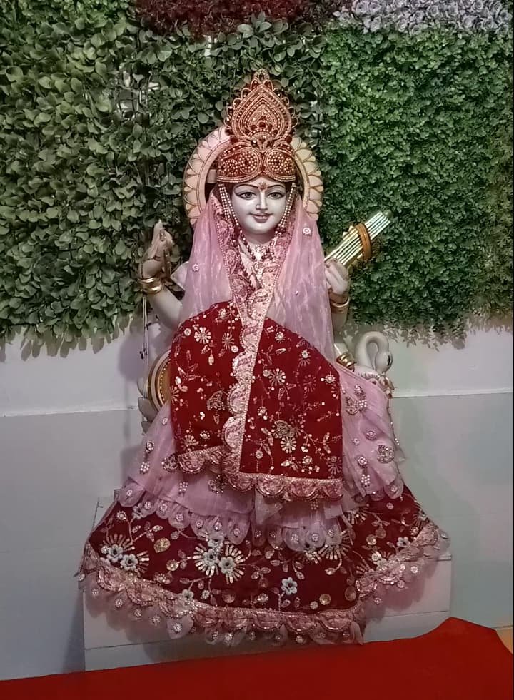 रायबरेली-अगर आप वसंत पंचमी पर मां सरस्वती की पूजा के लिए किसी मंदिर में जाना चाहते हैं, तो इस सरस्वती मंदिर जाना ना भूलें 