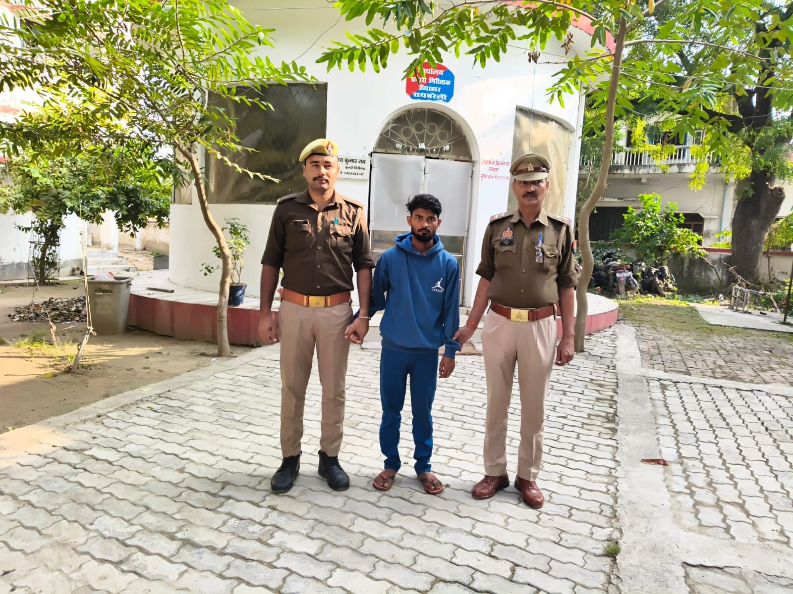 रायबरेली-ऊंचाहार पुलिस ने एक वांछित आरोपी को गिरफ्तार कर भेजा जेल,,,,,, 
