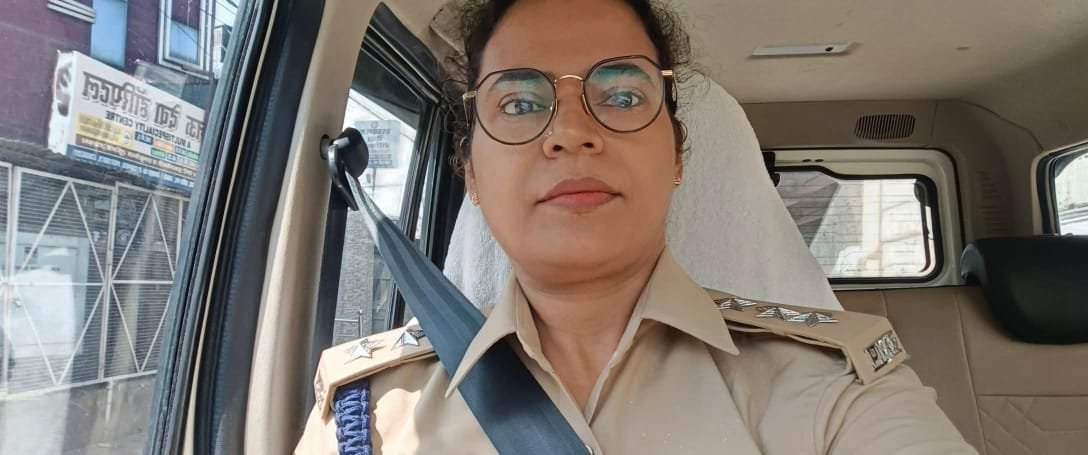 अवैध वसूली मामले में शासन स्तर से हुई बड़ी कार्रवाई रायबरेली की यात्री कर अधिकारी रिहाना बानो निलंबित