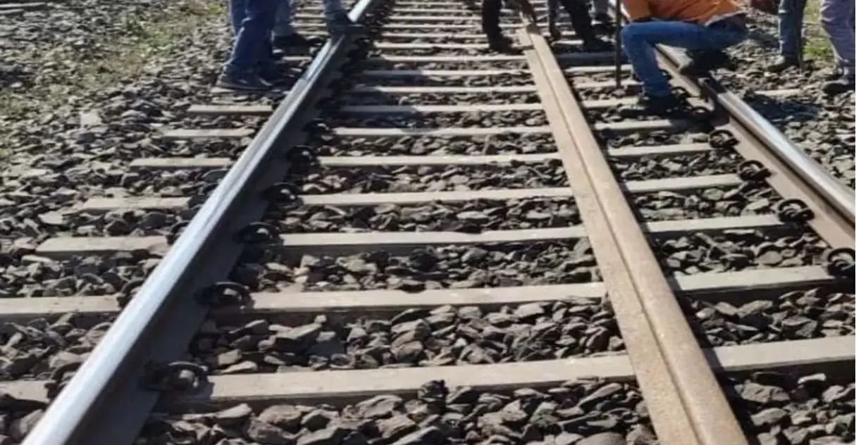 रायबरेली से ऊंचाहार तक टीआरसी मशीन से ट्रैक की जांच, पटरी की खामियों का करेंगे विश्वलेषण