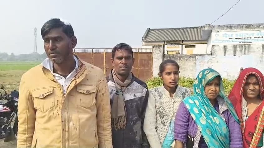 रायबरेली-दबंगों ने युवक पर किया जानलेवा हमला, घायल ने थाने में प्रार्थना पत्र देकर लगाई न्याय की गुहार