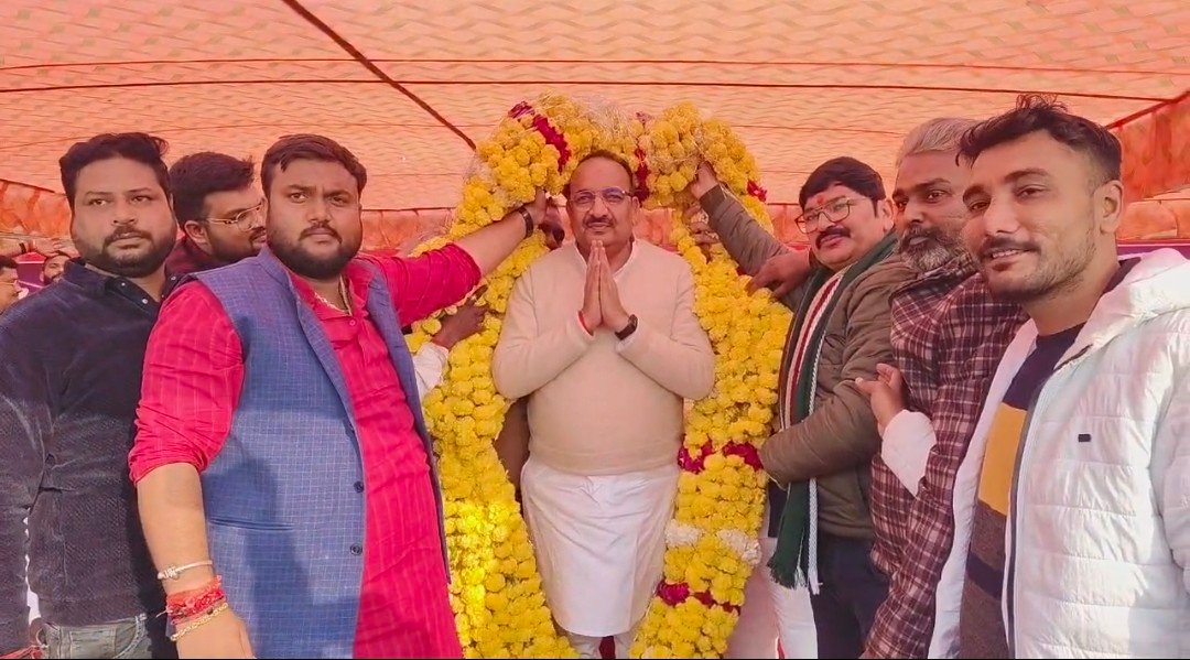 रायबरेली में जहाजी क्रिकेट टूर्नामेंट का हुआ विशाल आयोजन,मंत्री दिनेश प्रताप सिंह का हुआ भव्य स्वागत