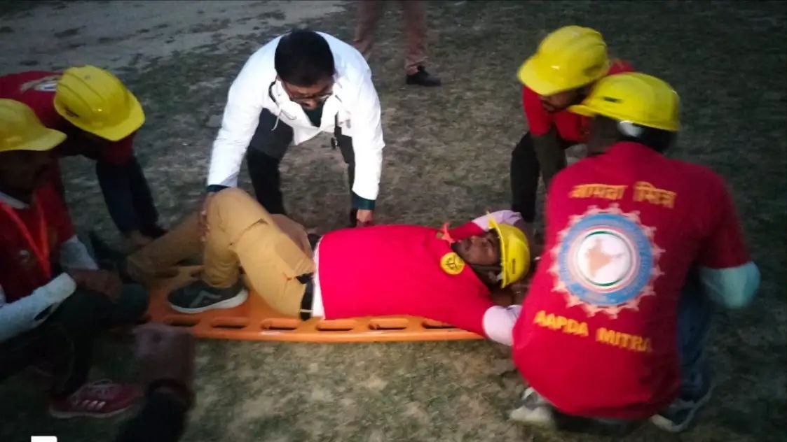 रायबरेली में ब्लैक आउट के दौरान दस मिनट बंद रही बिजली, बजते रहे सायरन