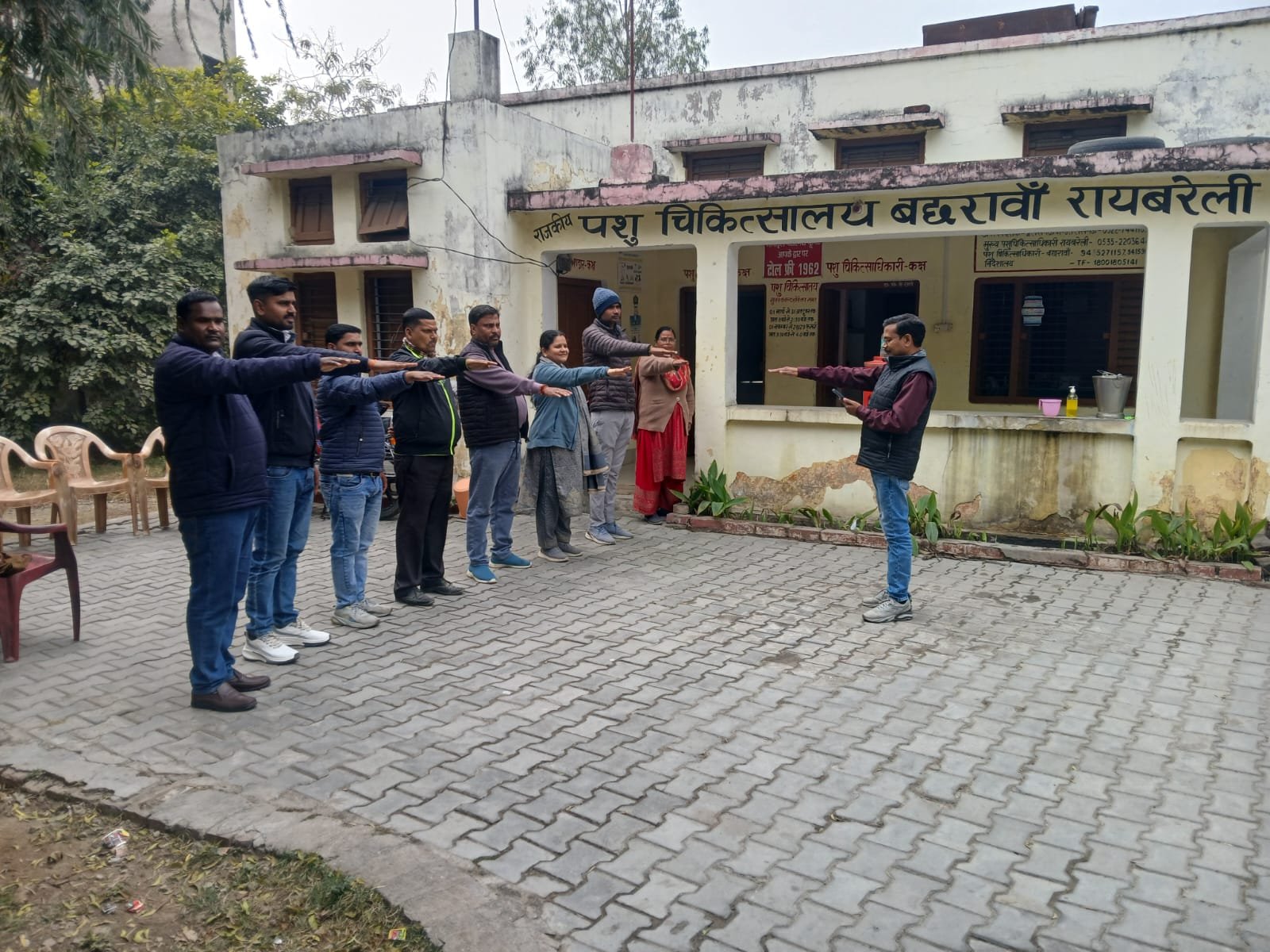 रायबरेली-सरकारी कार्यालयों के अधिकारियो/कर्मचारियों को दिलाई गई मतदाता शपथ