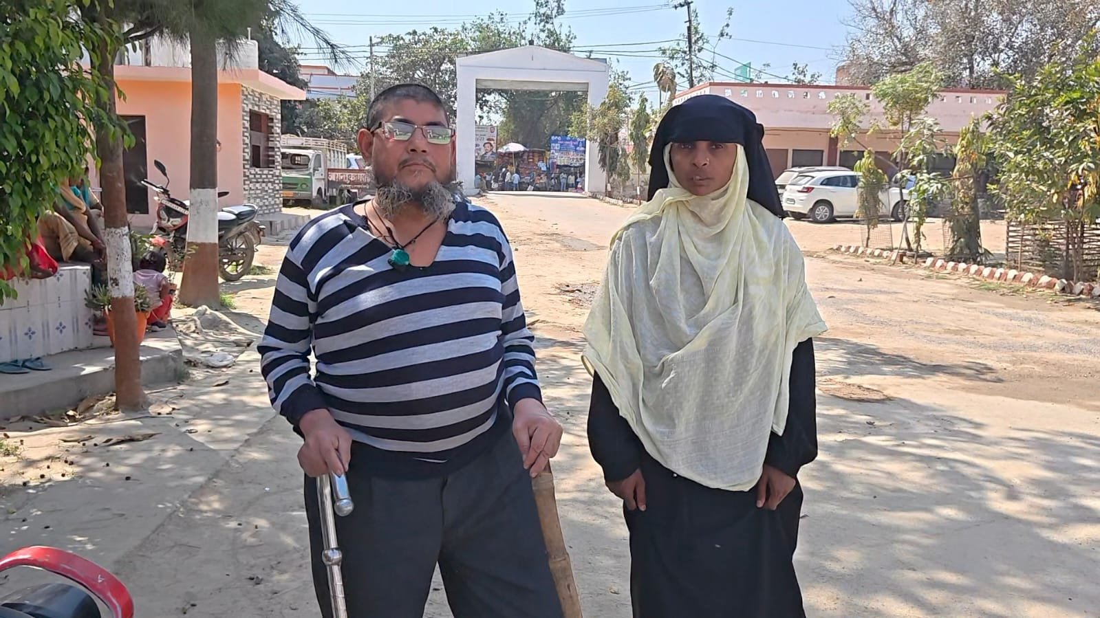 दबंग महिला से दिव्यांग दुकानदार को उधारी का पैसा मांगना पड़ा भारी