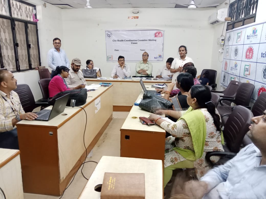 Unnav-सीएमओ कार्यालय में शहरी स्वास्थ्य पर आयोजित हुई गोष्ठी
