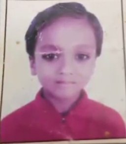 Raibareli-निर्माणाधीन चिकित्सालय के शौचालय के टैंक में गिर कर किशोर की मौत।