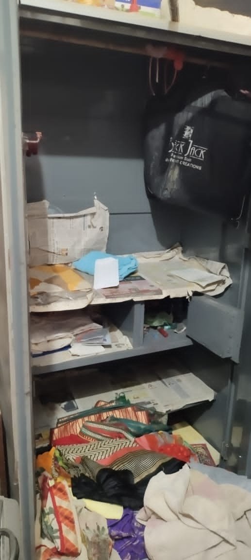 Raibareli-एक ही रात में अज्ञात चोरों ने दो घरों को बनाया निशाना*