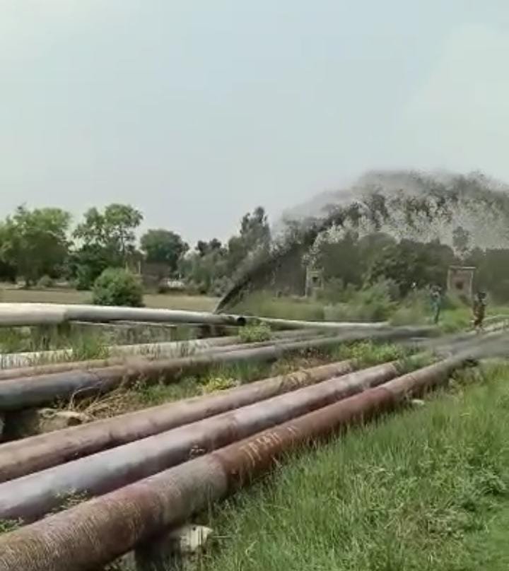 Raibareli-एनटीपीसी की पाइप लाइन हुई लीकेज चारों ओर हुआ जल मग्न