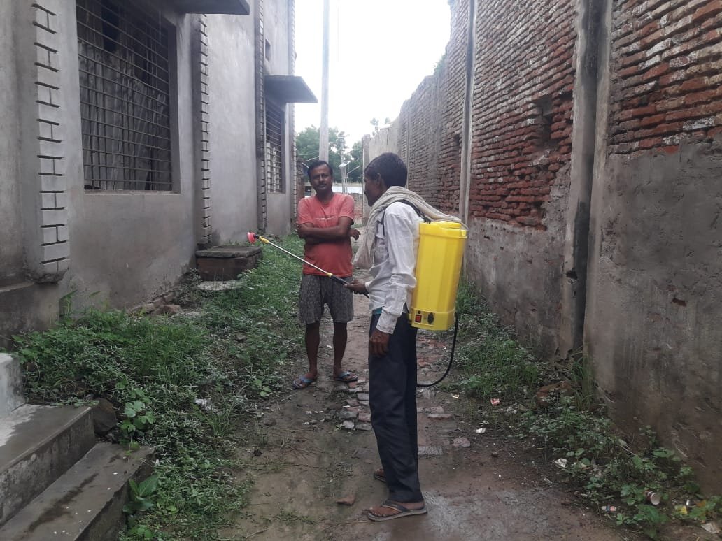 Raibareli-संक्रमण की रोकथाम हेतु छिड़काव जरूरी : कमलेश कुमारी*