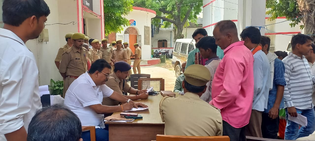 रायबरेली- एसडीएम की अध्यक्षता में  समाधान दिवस सम्पन्न,,,,