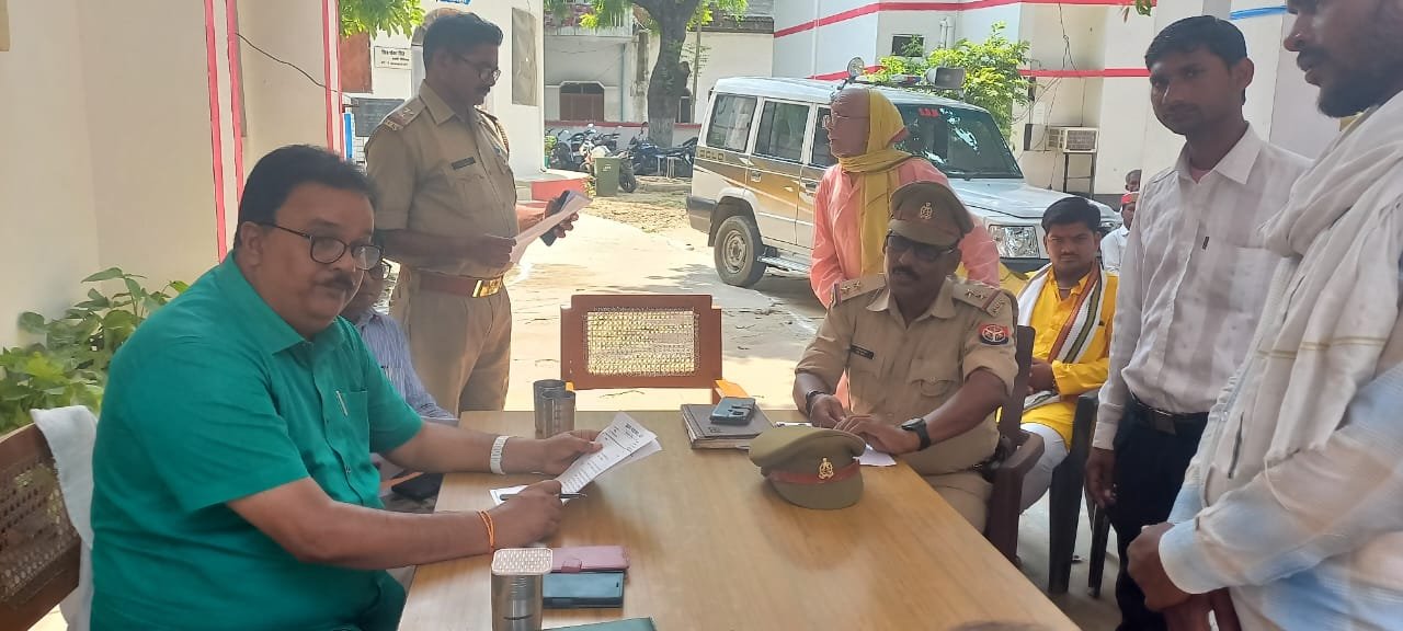 रायबरेली- एसडीएम की अध्यक्षता में आयोजित समाधान दिवस हुआ सम्पन्न,,,,