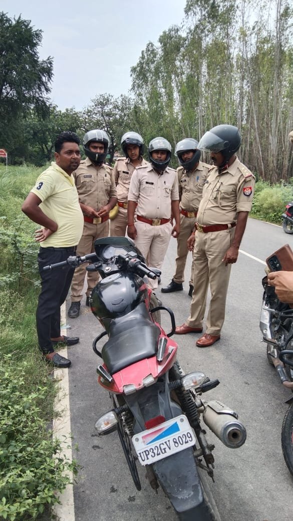 Raibareli-सावधान!अब आपकी किसी भी मोड़ पर पुलिस से हो सकती है भेंट*