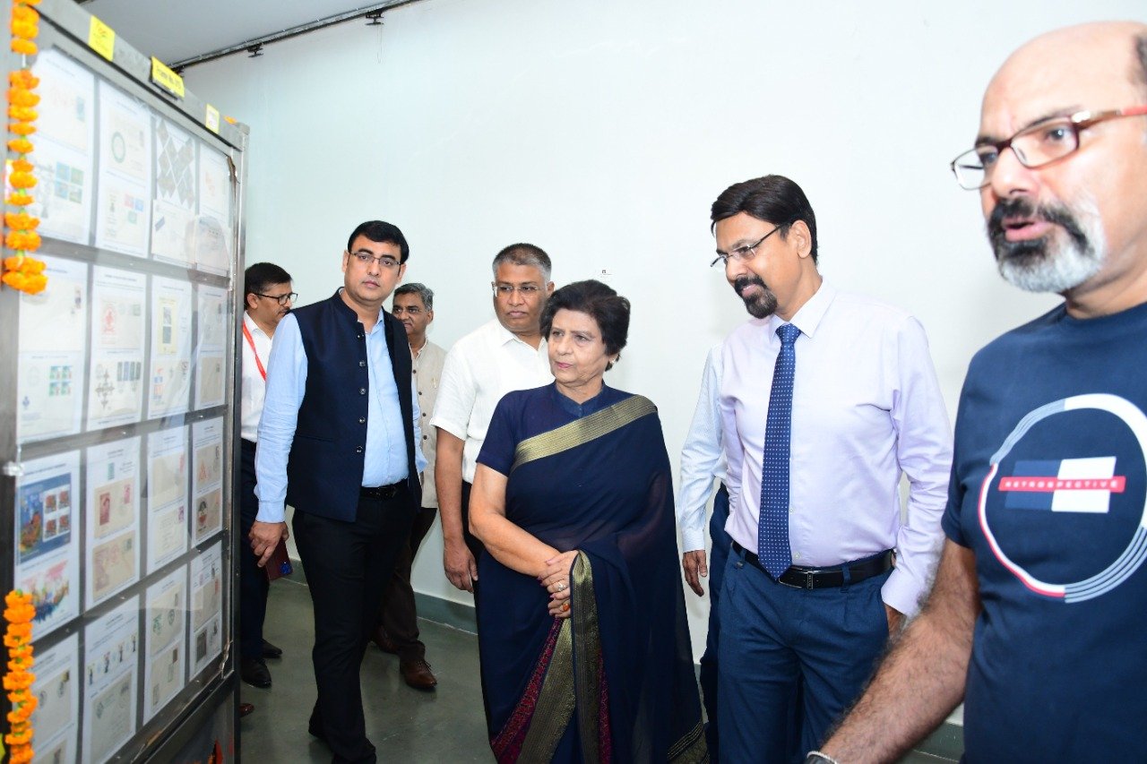 *यूफिलेक्स-2022 में लखनऊ मेयर और चीफ पोस्टमास्टर जनरल ने 'बौद्ध परिपथ' पर जारी किए 6 विशेष आवरण*