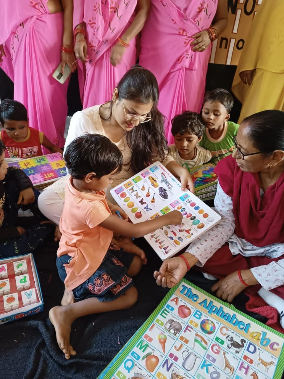 Raibareli-सीडीपीओ शिवानी ने बच्चों को कराया अन्नप्राशन