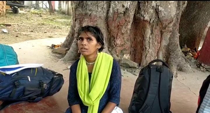 रायबरेली- मुंबई में  मिली एक युवती को एक समाज सेवी संस्थालेकर पहुंची ऊंचाहार,,,,