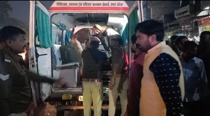 रायबरेली- ट्रक की टक्कर से बेटे की मौके पर मौत,मां गभीर