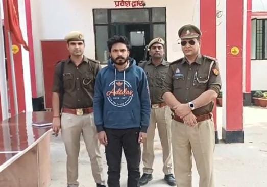 रायबरेली- प्रेम जाल में फंसा कर किशोरी को भगाने वाला गिरफ्तार भेजा जेल,,