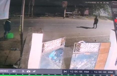 रायबरेली-चोरी की नीयत से घर में घुसे चोर को पकड़कर किया पुलिस के हवाले,,,,,