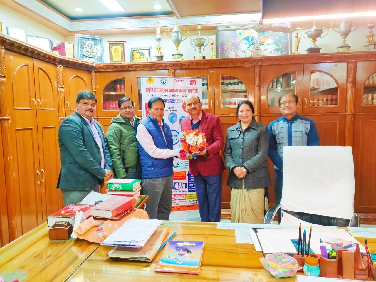 Raibareli-एसजेएस ने  200 क्षय रोगियों को लिया गोद 