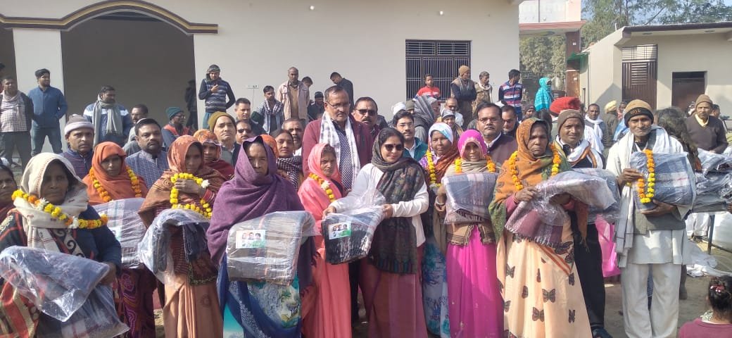 Raibareli-सांसद सोनिया गांधी हमेशा अपने क्षेत्र के गरीबों का पूरा ध्यान रखती हैं : सुधा द्विवेदी*