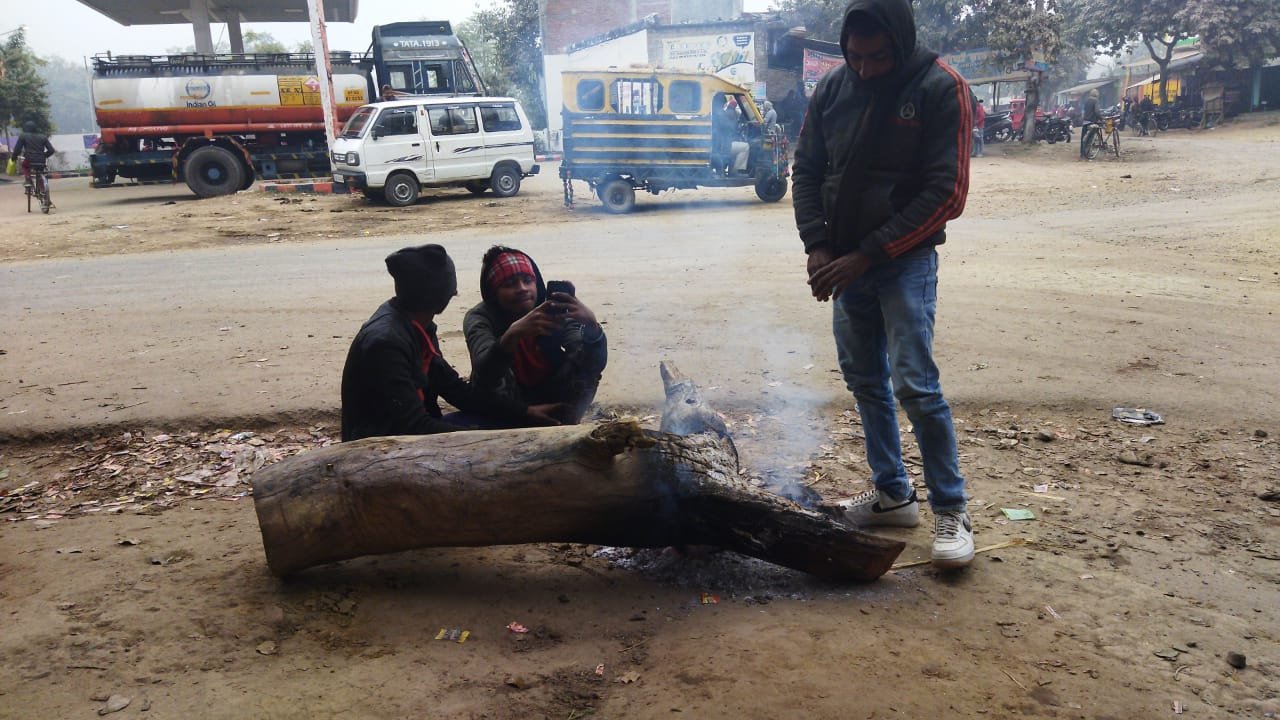 Raibareli-शासन के आदेशों की उड़ाई जा रही है धज्जियां*