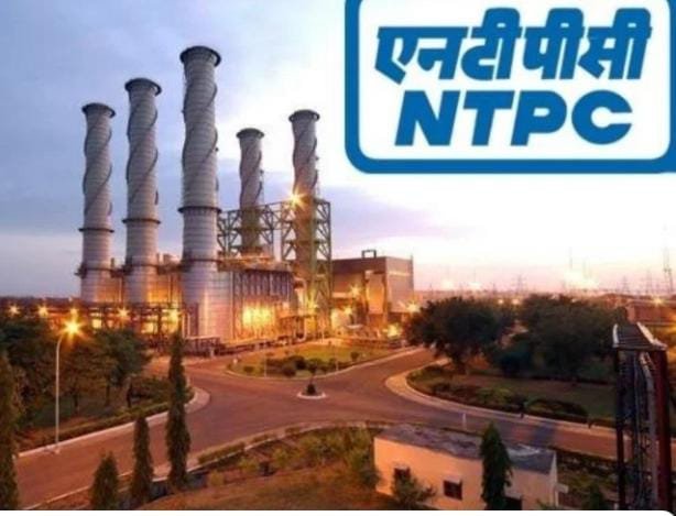 रायबरेली-NTPC की चार नबंर यूनिट में बॉयलर रिसाव के चलते हुइ बंद,,,,,