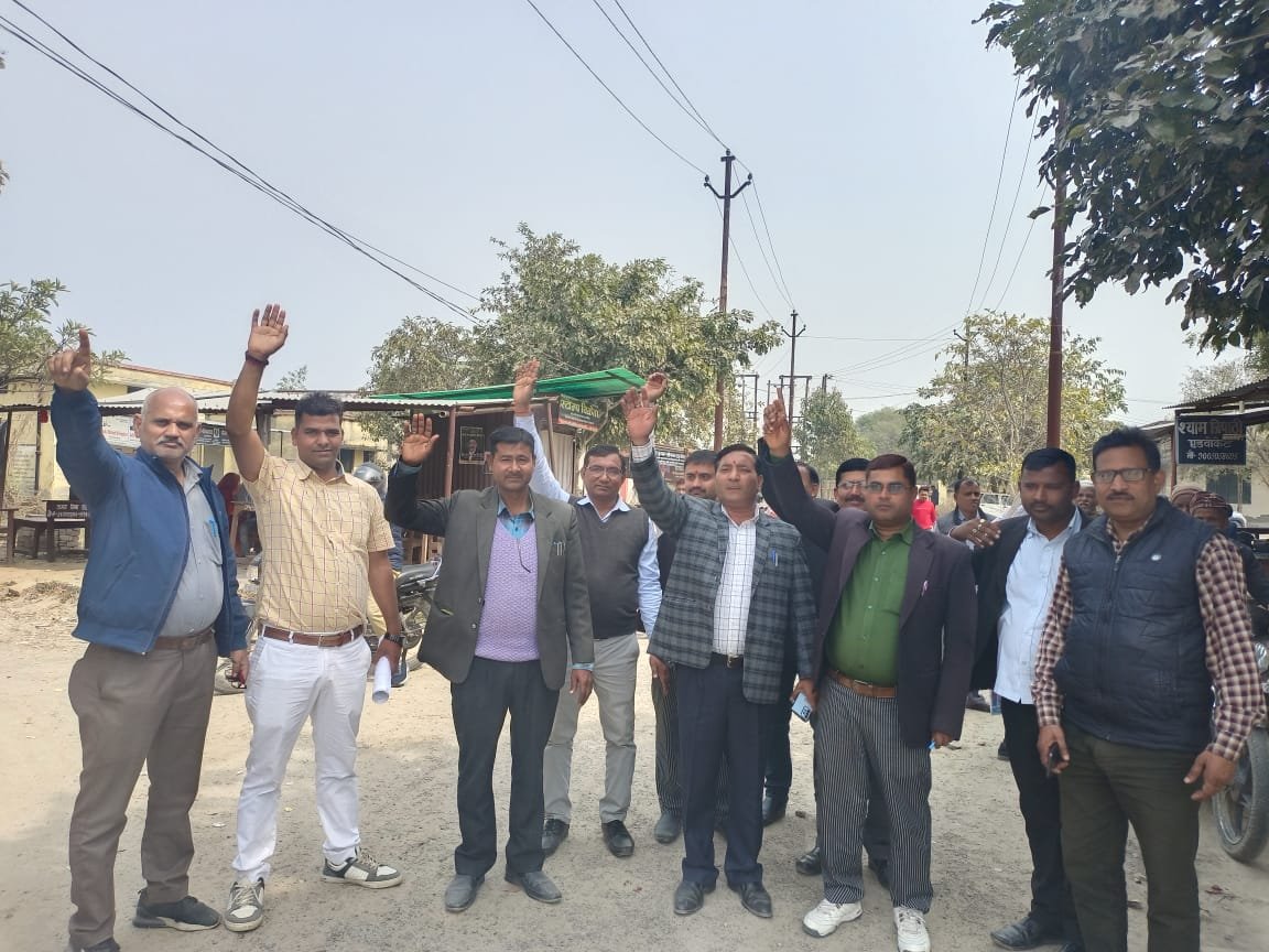 रायबरेली-कलेक्ट्रेट बार एसोसिएशन को तहसील अधिवक्ताओं का समर्थन