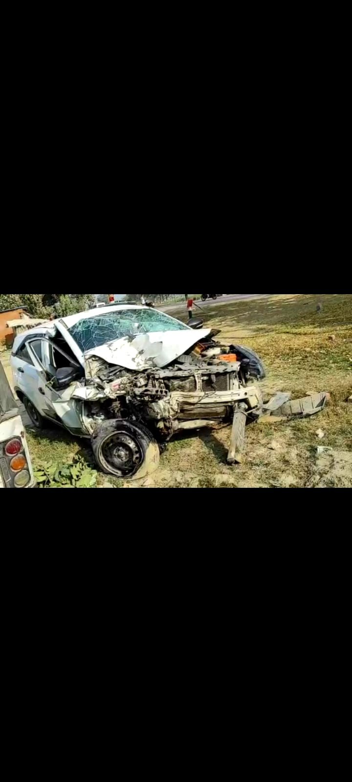 Raibareli-दो वाहनों के  टक्कर में तीन लोग गंभीर रूप से घायल