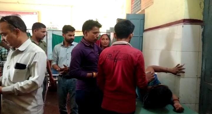 Raibareli-कैटल शेड़ बनवा रही महिला को धारदार हथियार से मार कर मरणासन्न करने का आरोप*