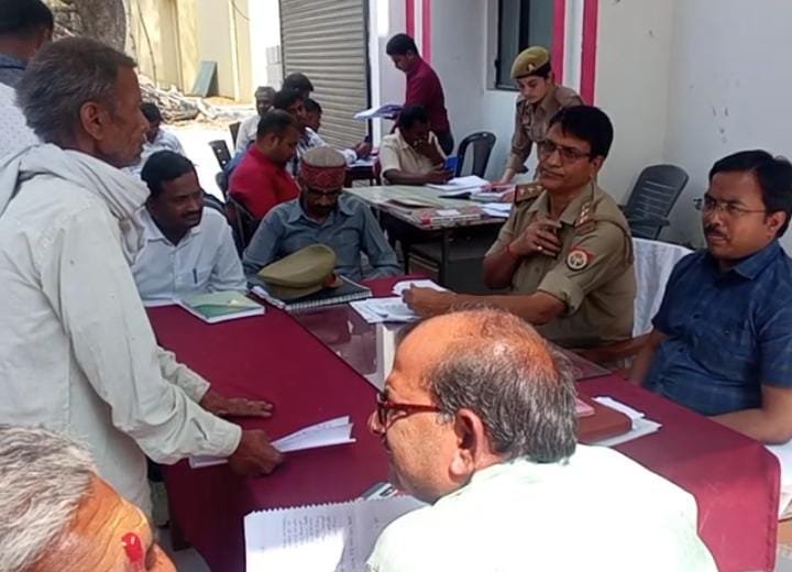 रायबरेली-तहसीलदार की अध्यक्षता में आयोजित समाधान दिवस हुआ सम्पन्न,,,