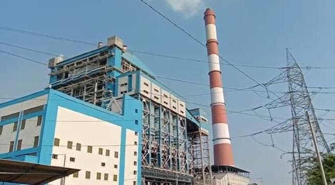 रायबरेली-NTPC में बिजली की मांग  कम होनें पर,500 मेगावाट की यूनिट की बंद,,,, 