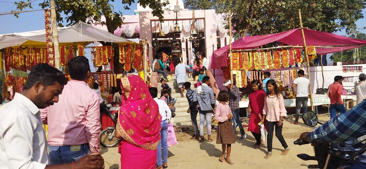 Raibareli-घटस्थापना के साथ आज शुरू हुए शारदीय नवरात्र, सजे माता के दरबार