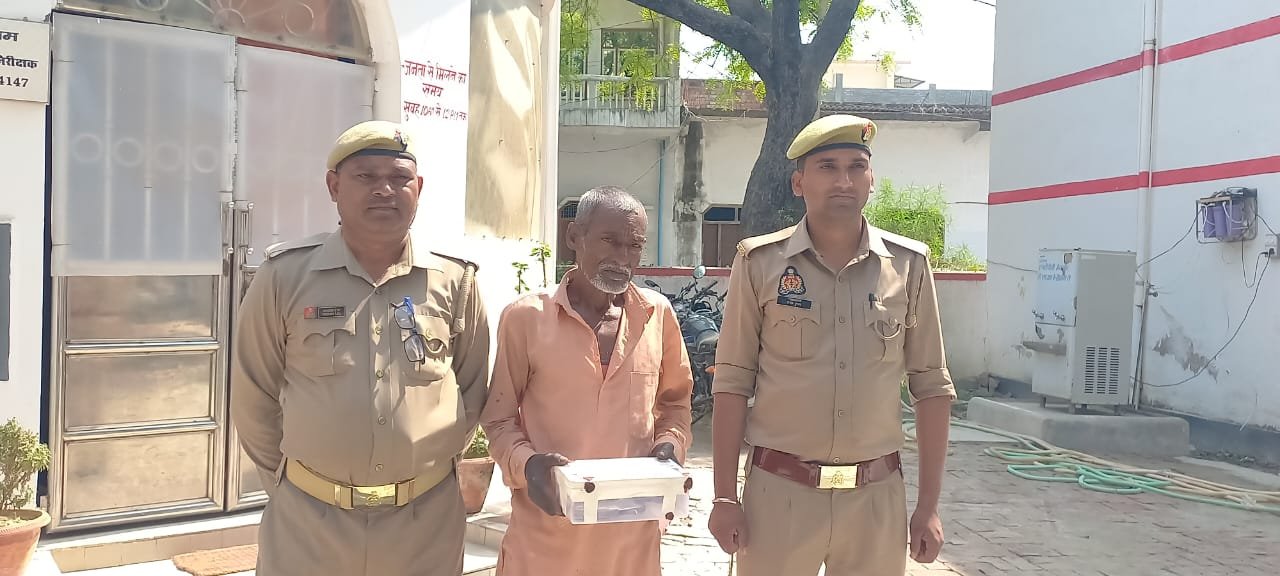 रायबरेली-गोली लगने से हुई किसान की मौत के मामलगा में पुलिस ने आरोपी को गिरफ्तार कर जेल भेजा