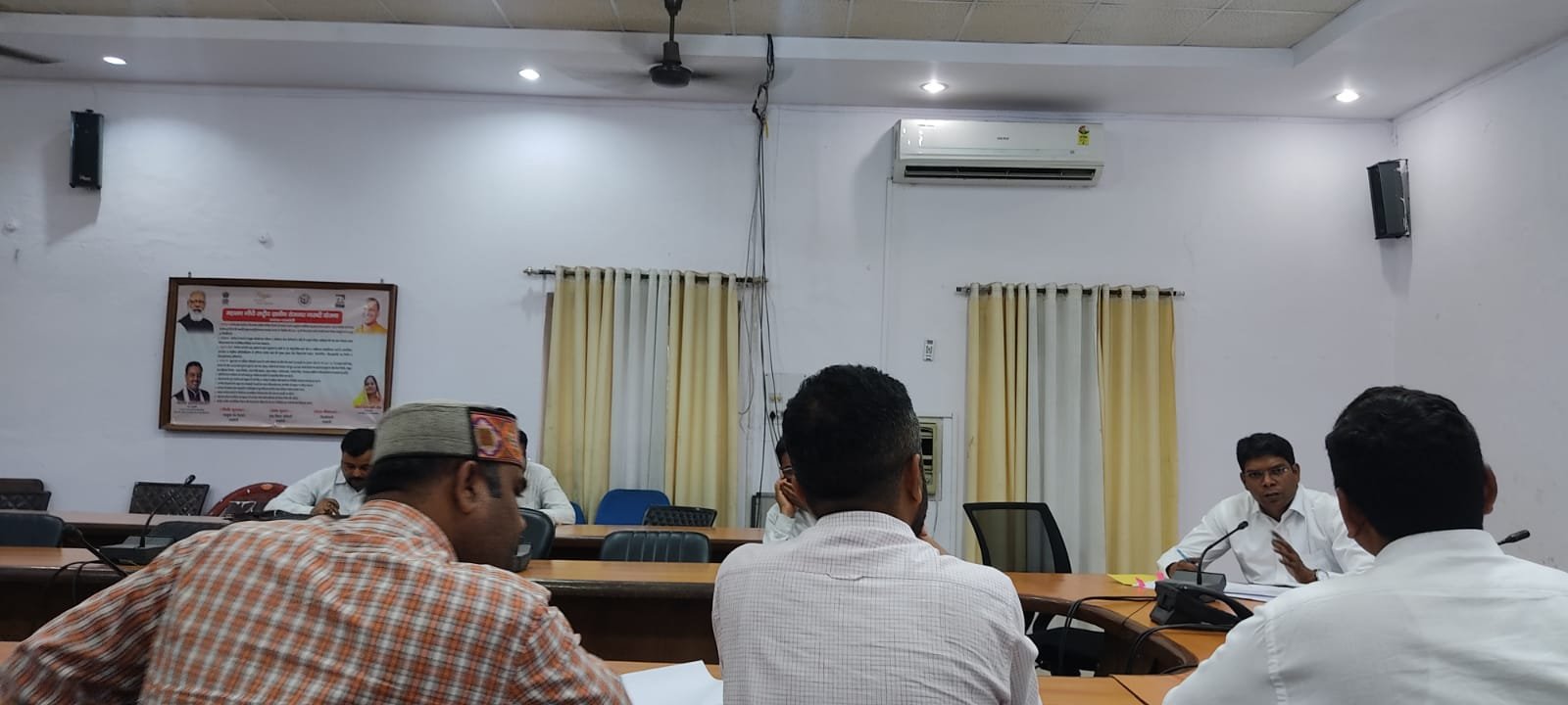 Raibareli-नगर निकाय प्रगति की समीक्षा बैठक सम्पन्न