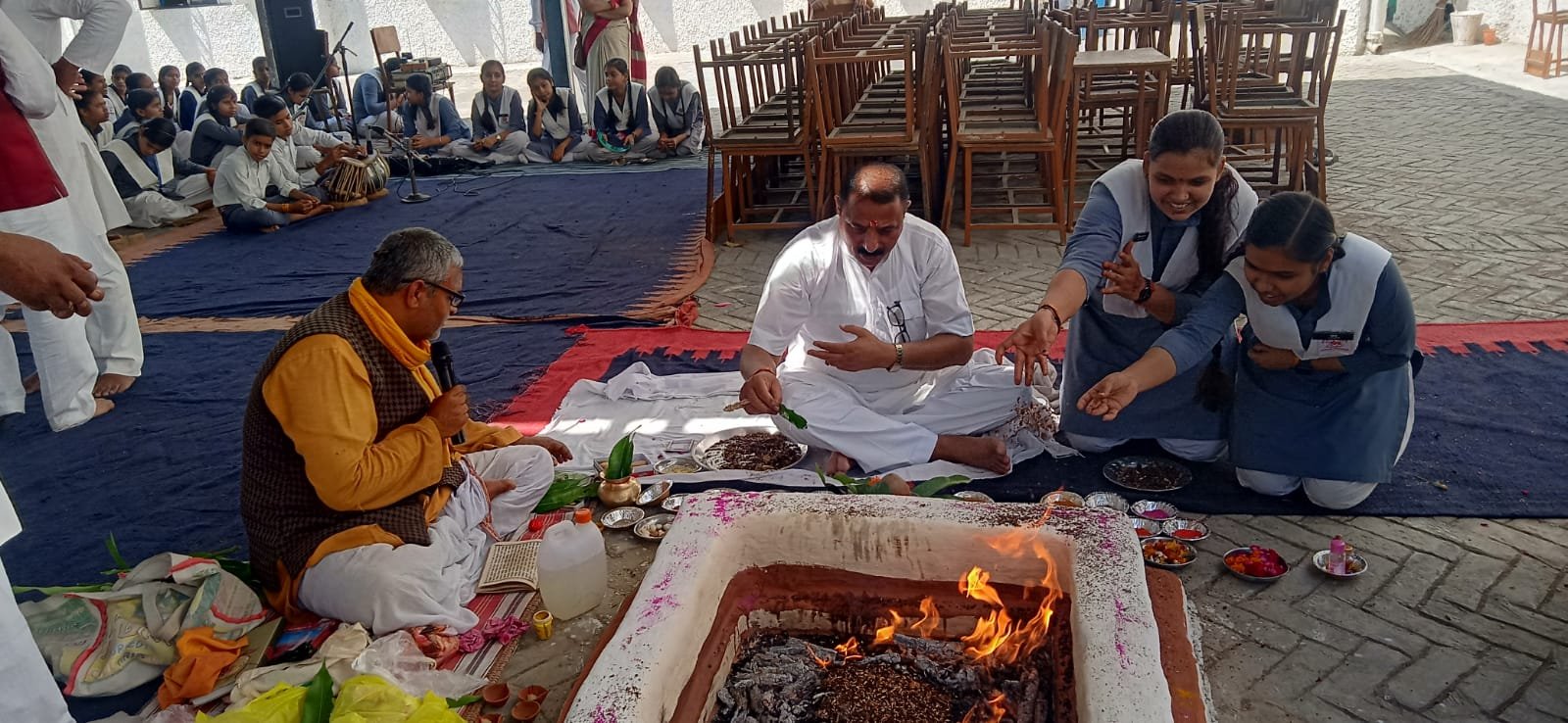 रायबरेली-सरस्वती विद्या मंदिर में नवीन सत्र क हवन पूजन के साथ हुआ आरंभ,,