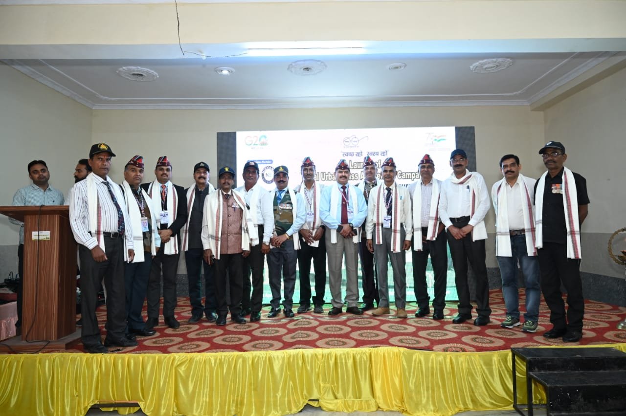 हर घर सफाई कर, गीला सूखा अलग कर" अभियान की लखनऊ से शुरुआत