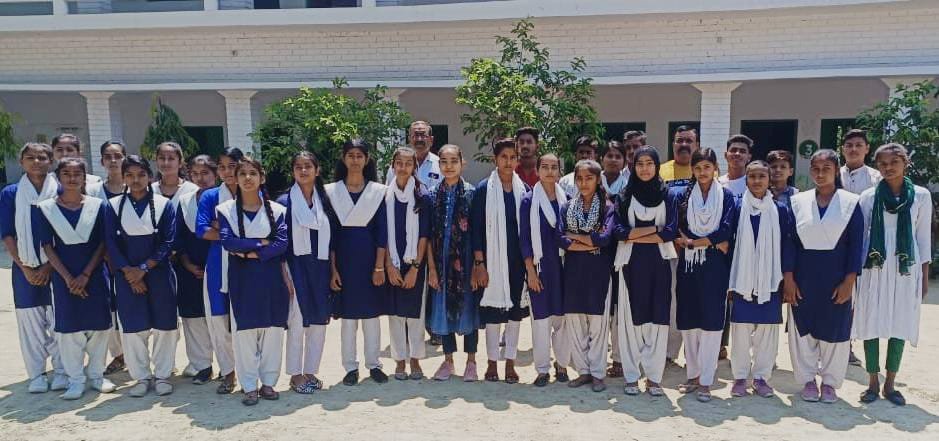 Raibareli-पं रामशरण मिश्र इंटर कॉलेज में हुआ मेधावियों का सम्मान