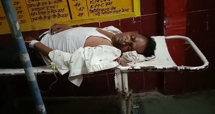 रायबरेली-सड़क दुर्घटना में घायल संविदाकर्मी लाइनमैन की ट्रामा सेंटर पहुंचने से पहले हुइ मौत,,,,