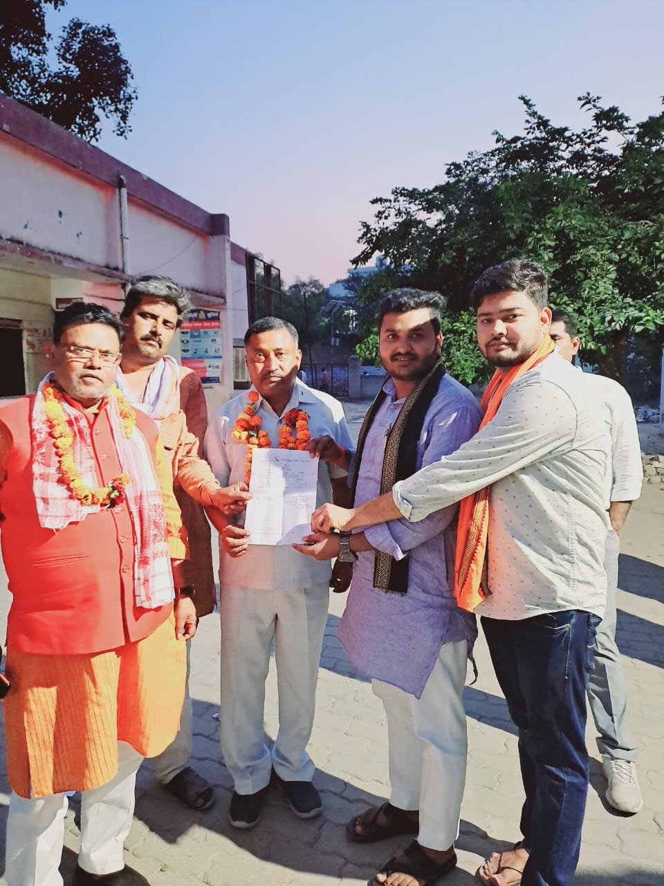 Raibareli-लगातार दूसरी बार बने चैयरमैन , ख़ुशी की लहर  पहली बार खिला कमल